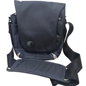 Booq Python Mirrorless Camera Bag Ballistic Nylon Messenger Shoulder Case - EUC